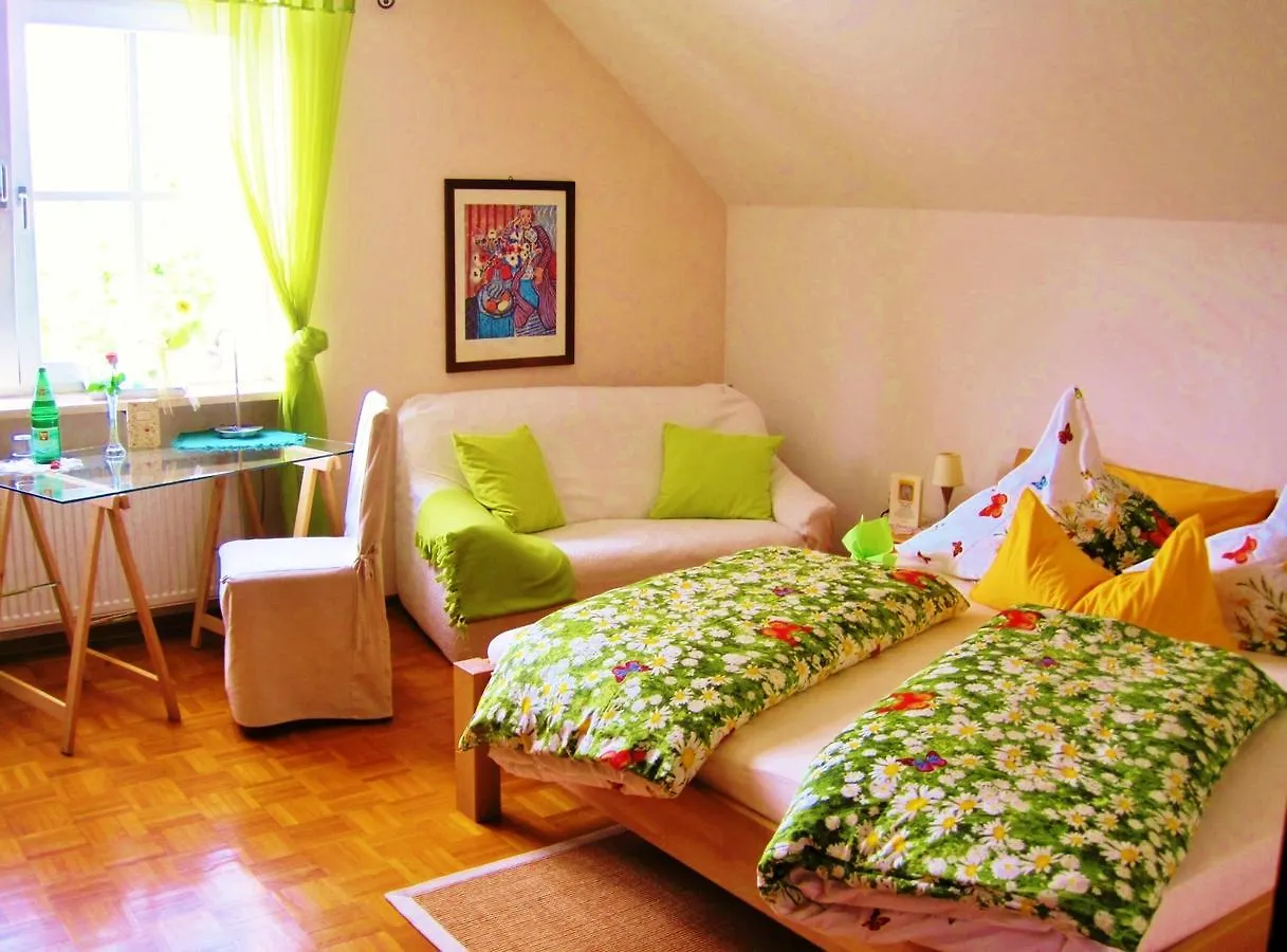 Ferienwohnung am Wanderweg Aidhausen Apartment